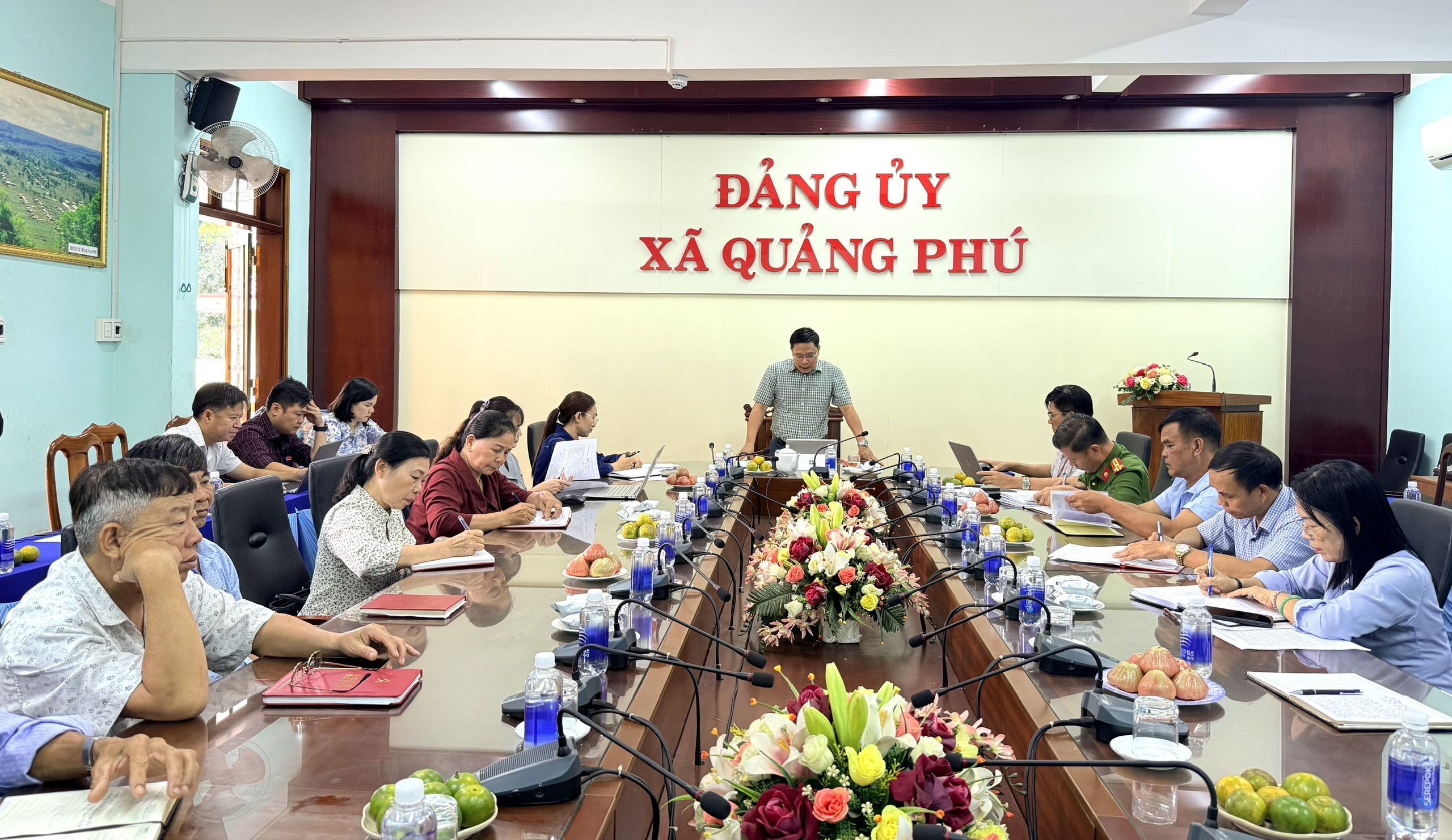 Thường trực Đảng ủy xã Quảng Phú làm việc với 12 Chi bộ thôn, buôn, tổ dân phố thuộc (khu vực thị trấn Ea Pôk cũ)